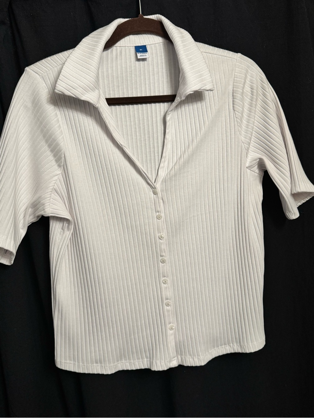 Old Navy White Ribbed Button-Down Short Sleeve Top